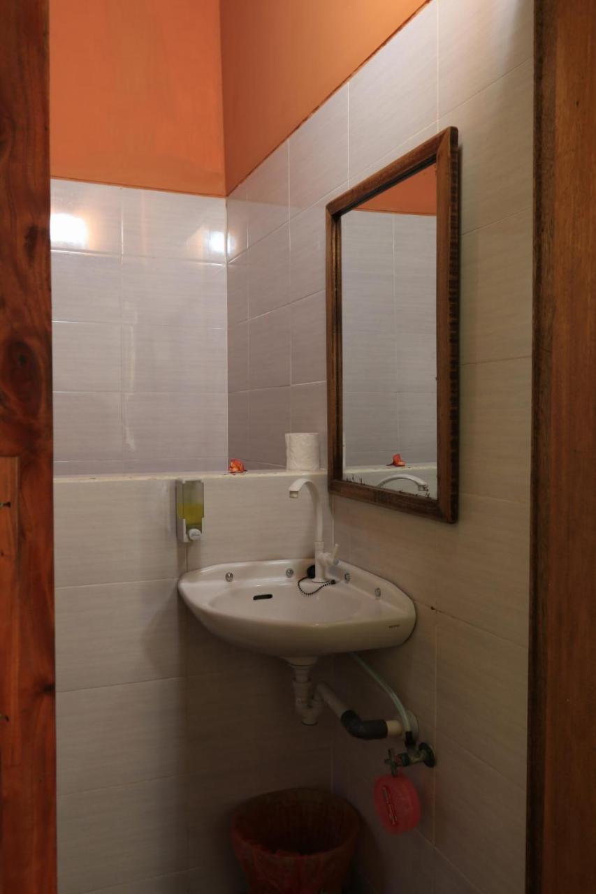 Albany Home Stay Kuta  Eksteriør billede